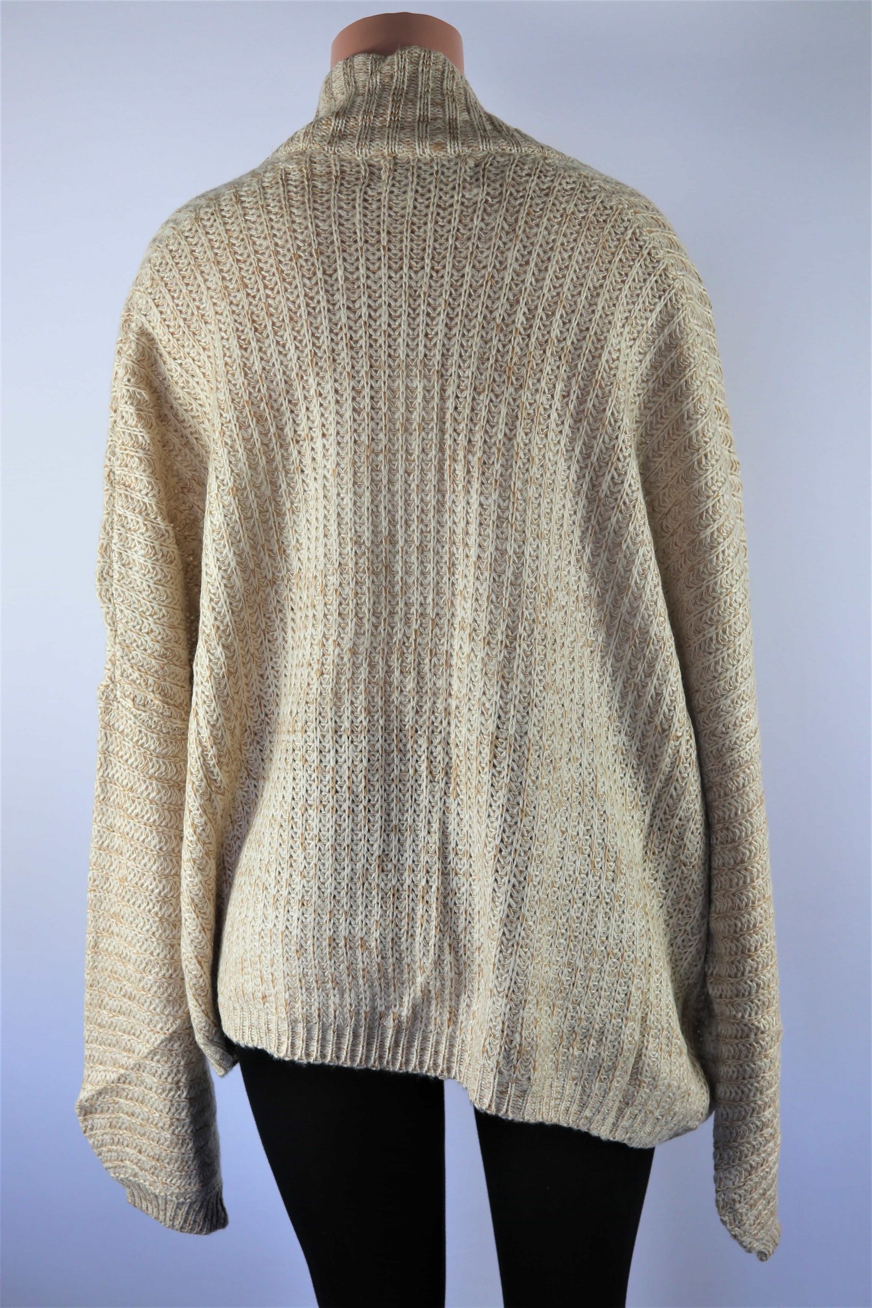 Nude Cardigan - Nude long sleeve knit cardigan with pockets.