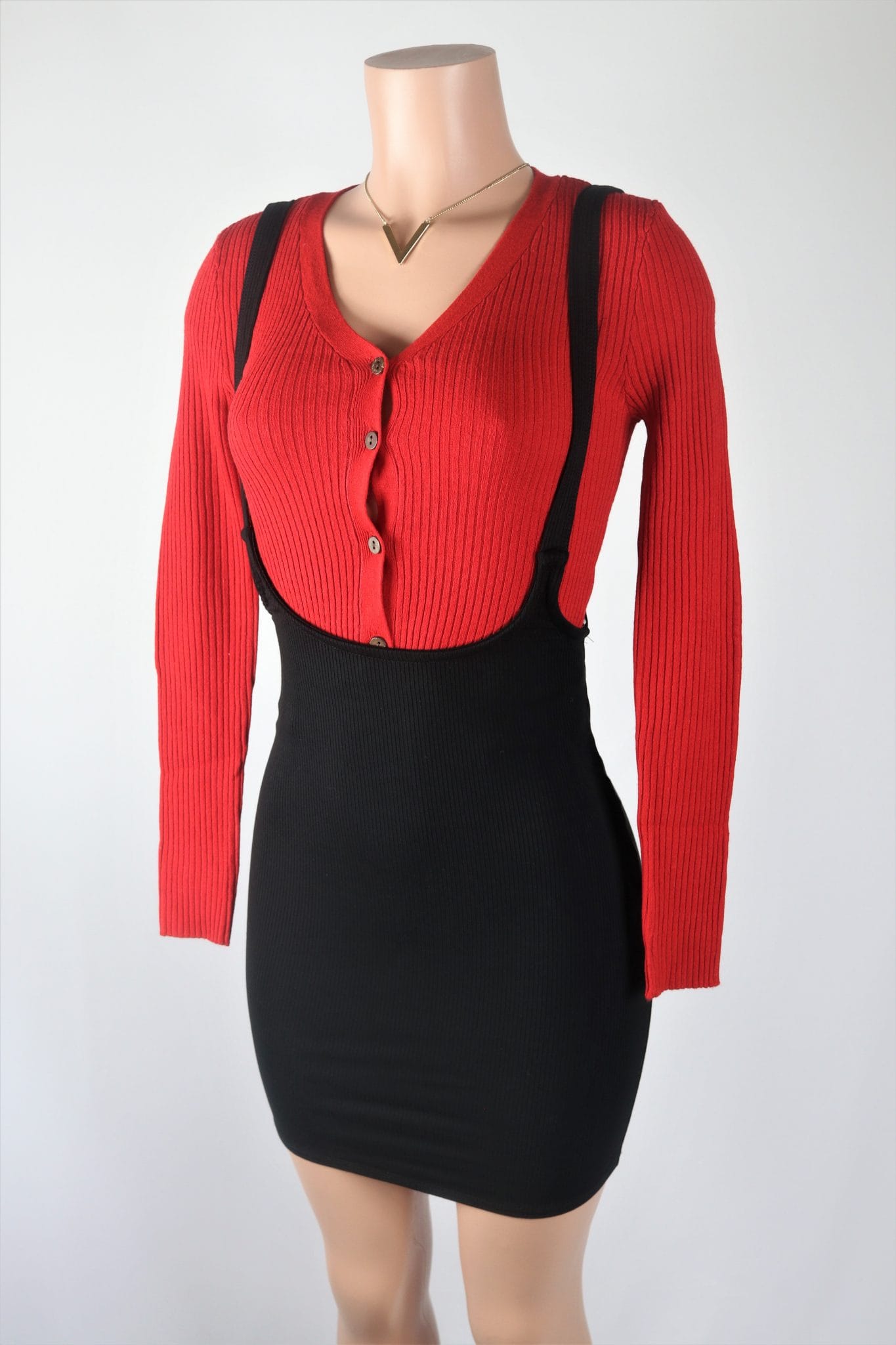 fitted suspender skirt