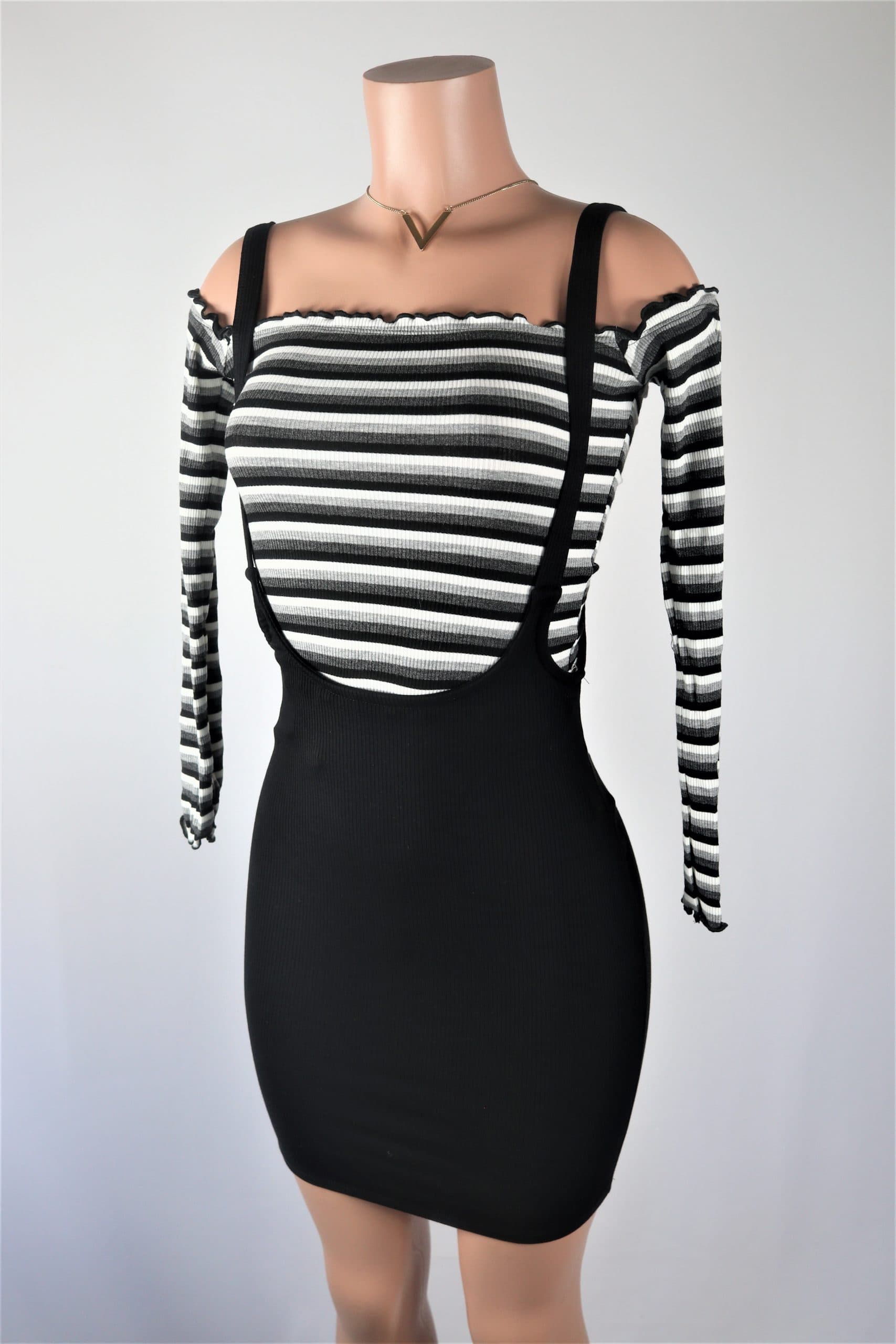 fitted suspender skirt